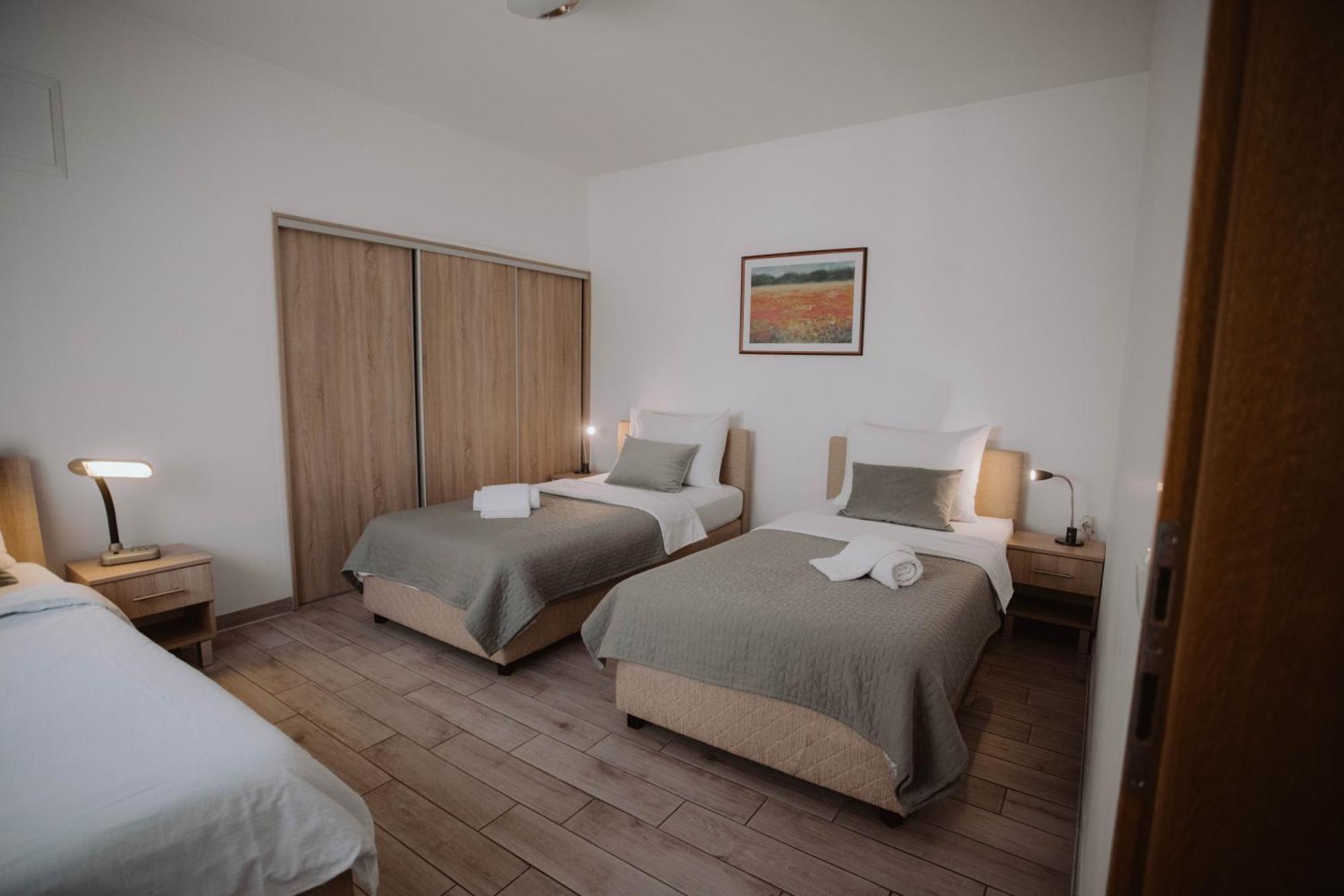 Apartments Peric - ז'ופניה מראה חיצוני תמונה