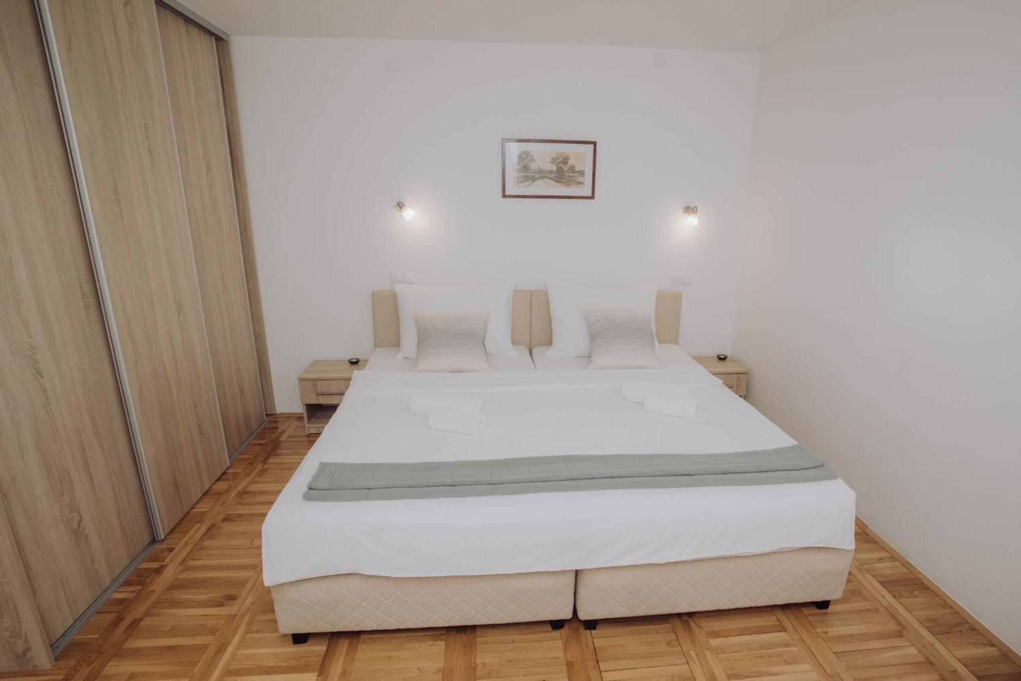 Apartments Peric - ז'ופניה מראה חיצוני תמונה