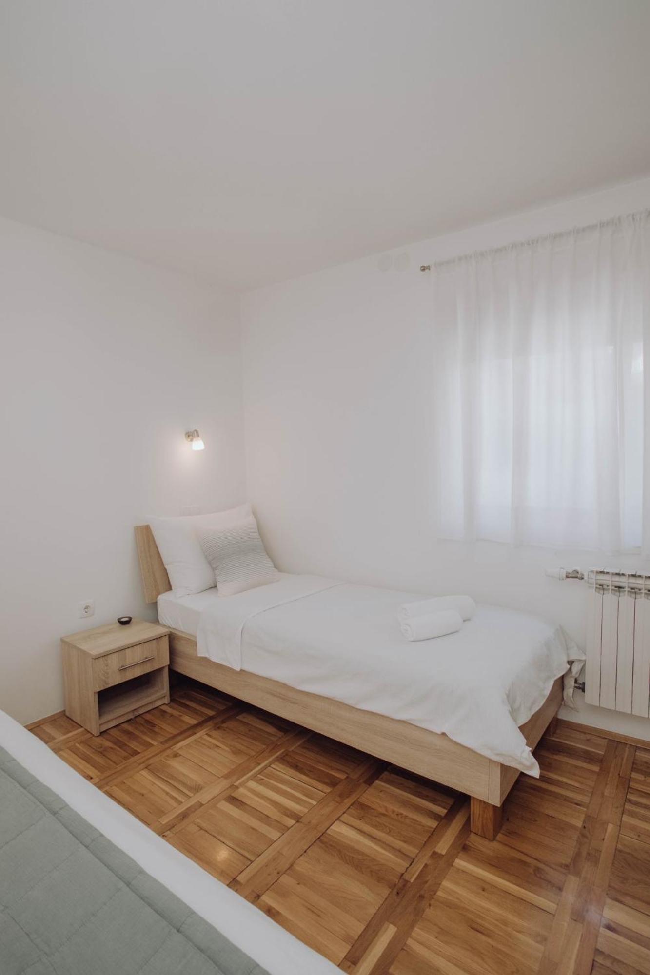 Apartments Peric - ז'ופניה מראה חיצוני תמונה