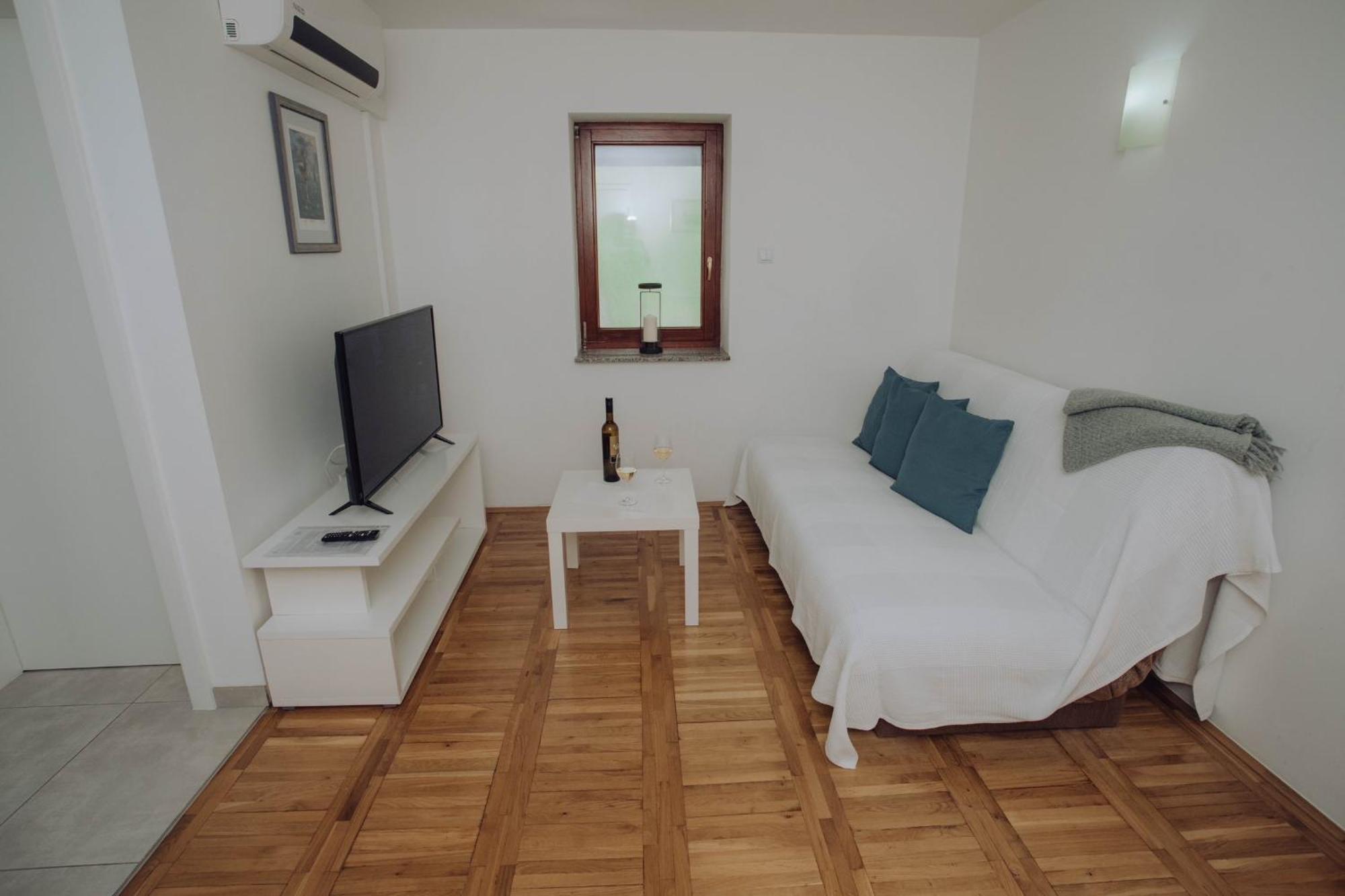 Apartments Peric - ז'ופניה מראה חיצוני תמונה